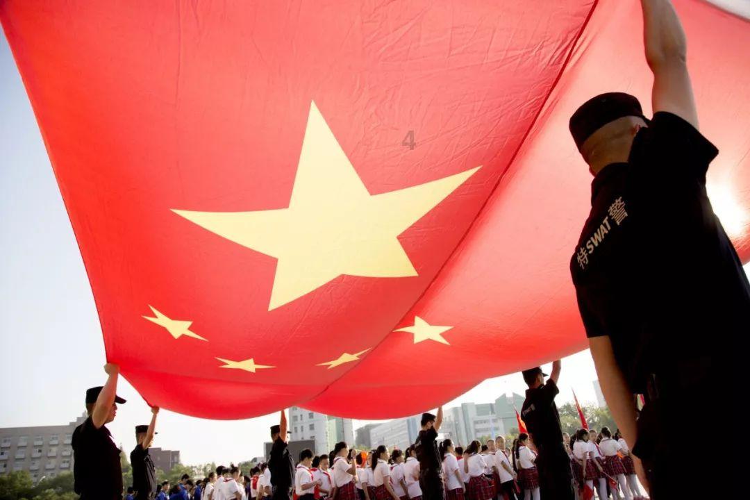 才女张兆和为何同意嫁给“土包子”沈从文，这场婚姻是时代的悲剧